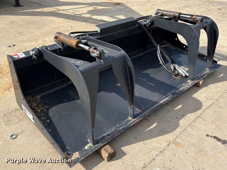 image for item ES8768 JCT skid steer grapple bucket