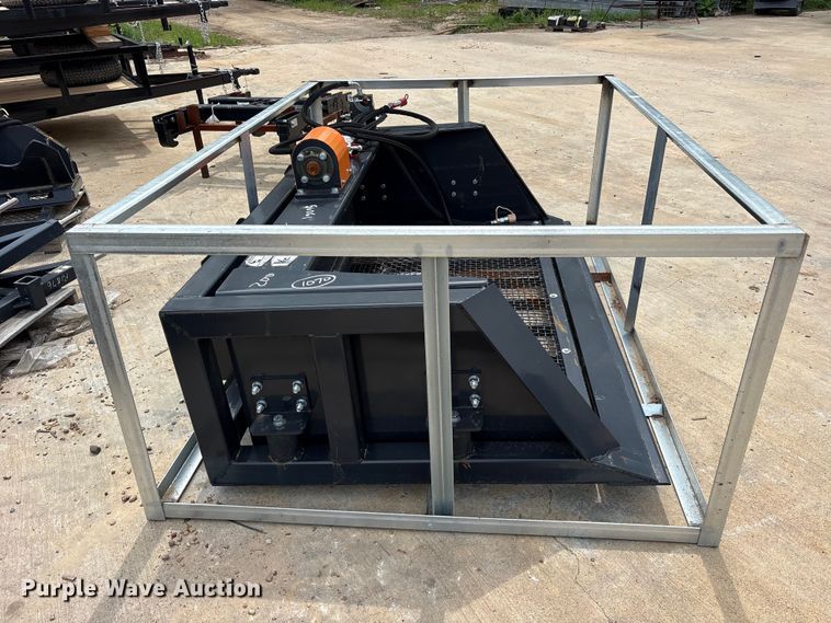 image for item ES8787 2025 Wolverine SB-12-72W skid steer vibratory screen bucket