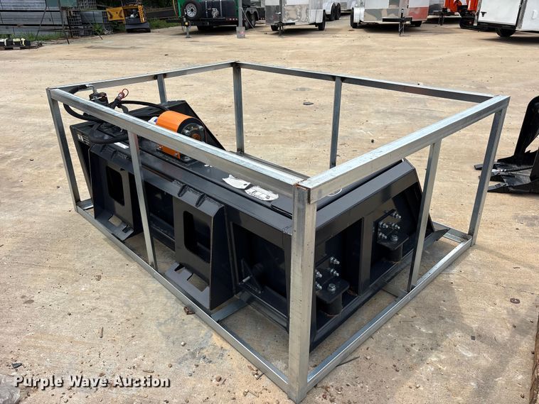 image for item ES8787 2025 Wolverine SB-12-72W skid steer vibratory screen bucket