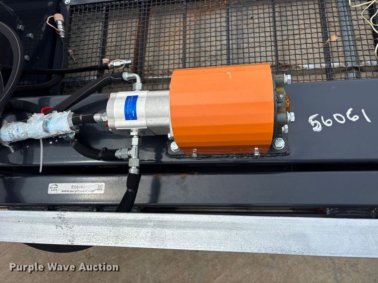 image for item ES8787 2025 Wolverine SB-12-72W skid steer vibratory screen bucket