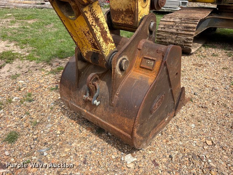 image for item ES8874 2003 Kobelco SK160LC excavator