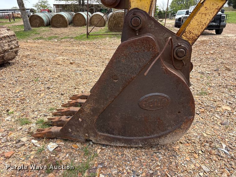 image for item ES8874 2003 Kobelco SK160LC excavator