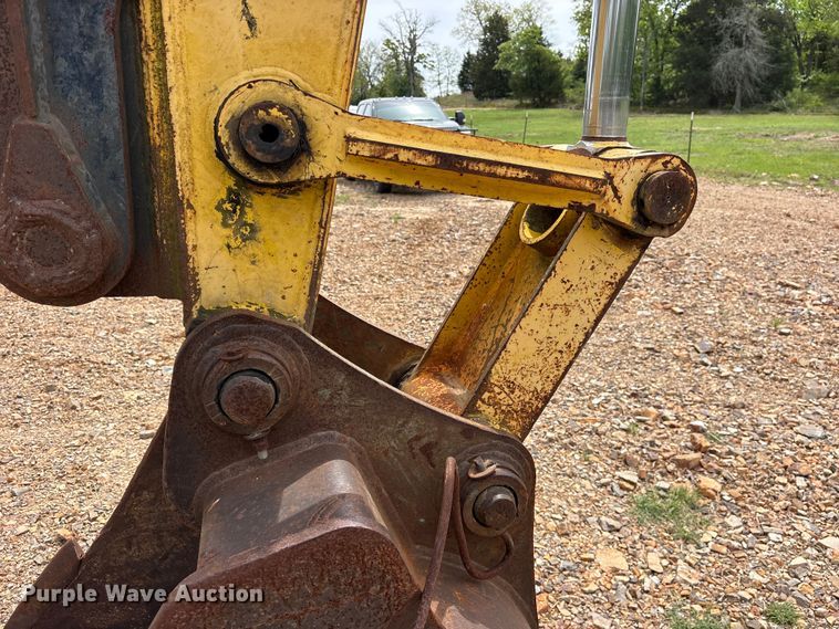 image for item ES8874 2003 Kobelco SK160LC excavator