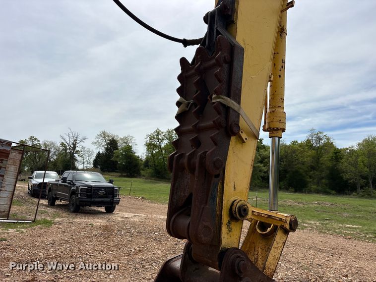 image for item ES8874 2003 Kobelco SK160LC excavator