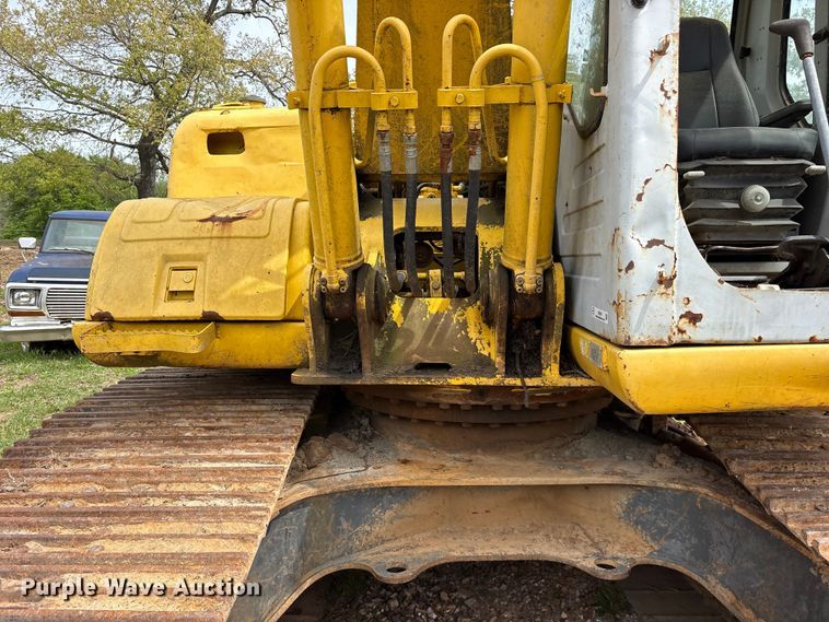 image for item ES8874 2003 Kobelco SK160LC excavator