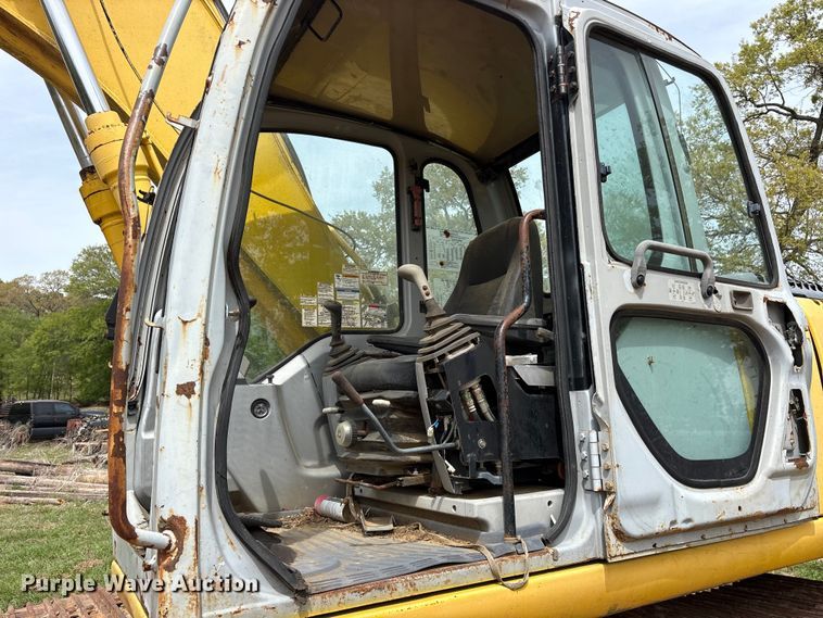 image for item ES8874 2003 Kobelco SK160LC excavator