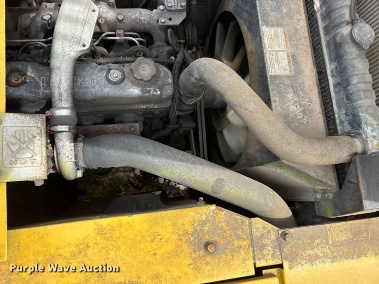 image for item ES8874 2003 Kobelco SK160LC excavator