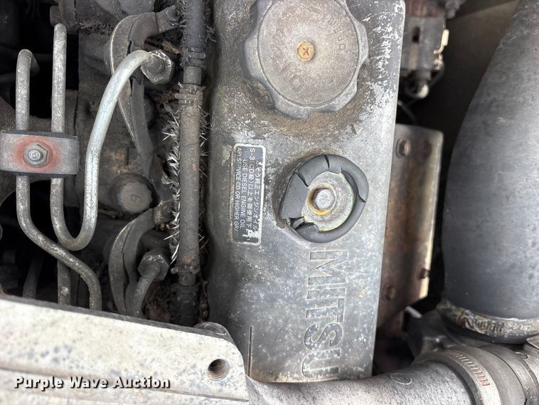 image for item ES8874 2003 Kobelco SK160LC excavator