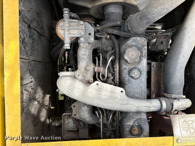image for item ES8874 2003 Kobelco SK160LC excavator