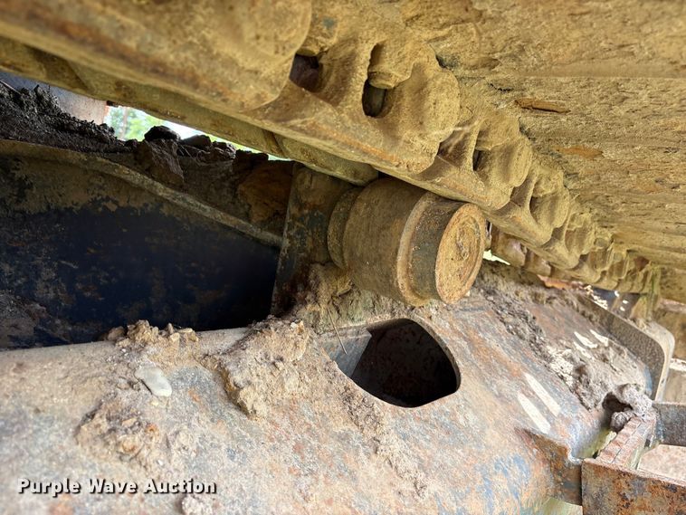 image for item ES8874 2003 Kobelco SK160LC excavator
