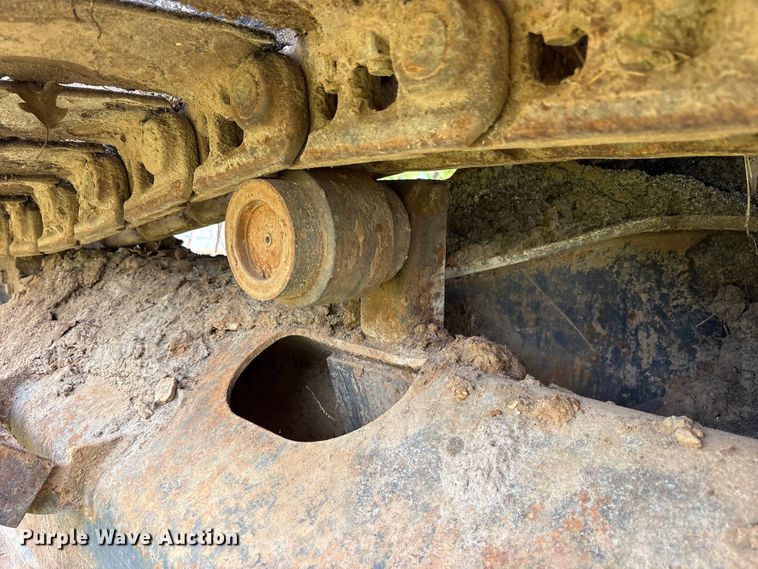 image for item ES8874 2003 Kobelco SK160LC excavator