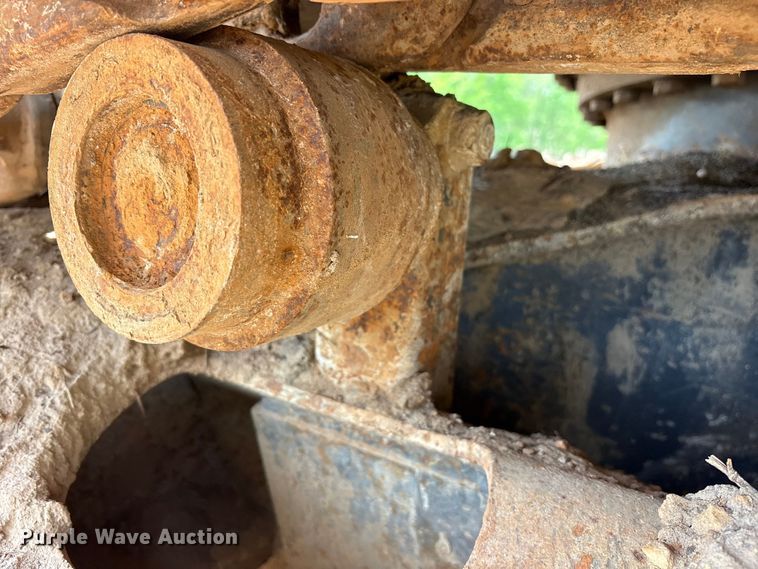 image for item ES8874 2003 Kobelco SK160LC excavator
