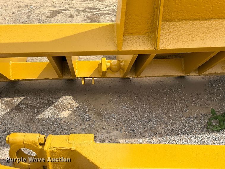 image for item ES8877 Caterpillar root rake