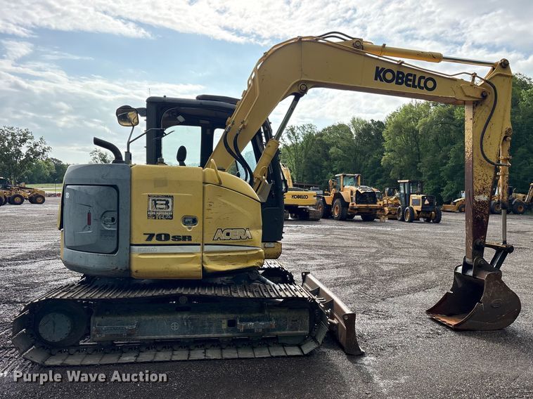 image for item ES8892 2013 Kobelco SK70SR-2 mini excavator