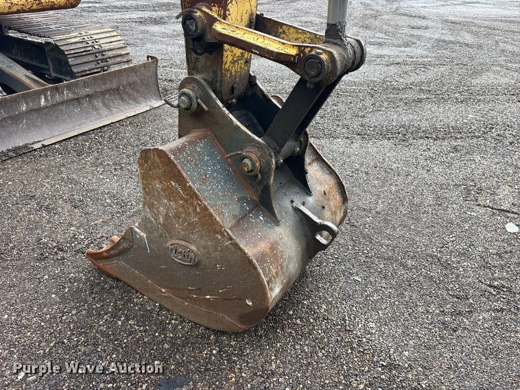 image for item ES8892 2013 Kobelco SK70SR-2 mini excavator