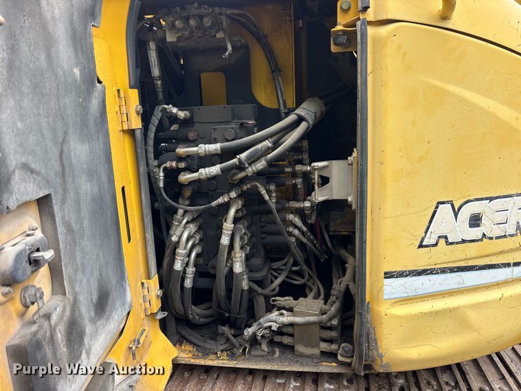 image for item ES8893 2009 Kobelco SK70SR-2 mini excavator