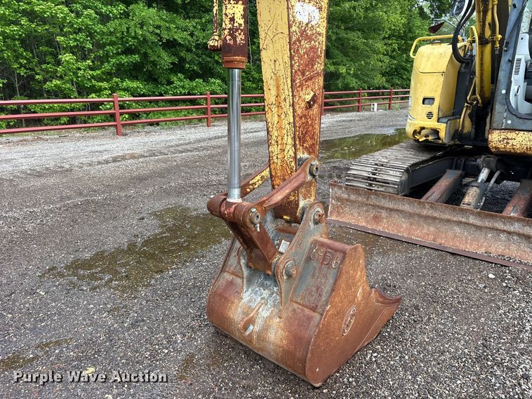 image for item ES8893 2009 Kobelco SK70SR-2 mini excavator