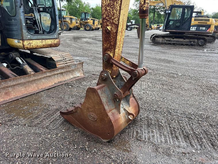 image for item ES8893 2009 Kobelco SK70SR-2 mini excavator