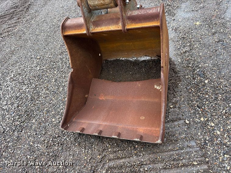 image for item ES8893 2009 Kobelco SK70SR-2 mini excavator