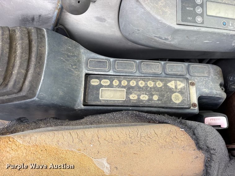 image for item ES8893 2009 Kobelco SK70SR-2 mini excavator