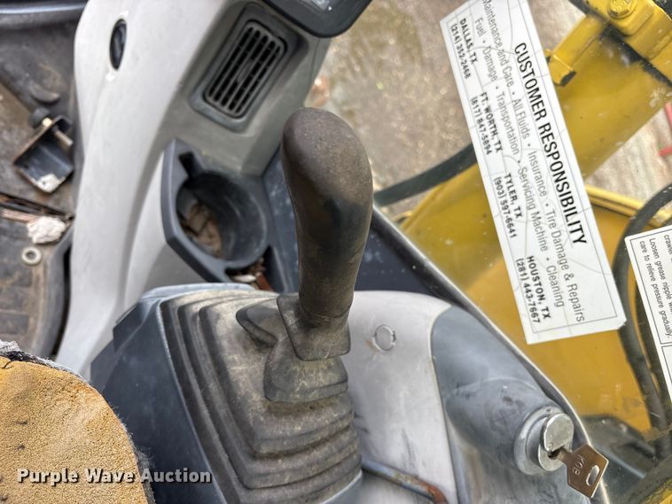 image for item ES8893 2009 Kobelco SK70SR-2 mini excavator