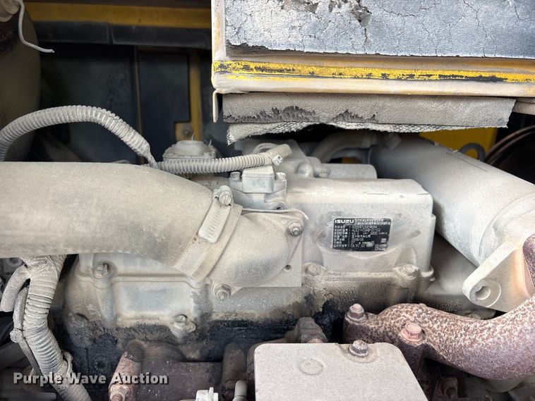 image for item ES8893 2009 Kobelco SK70SR-2 mini excavator
