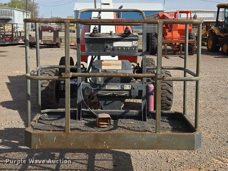 image for item ET1473 2007 Snorkel TB-42CU boom lift