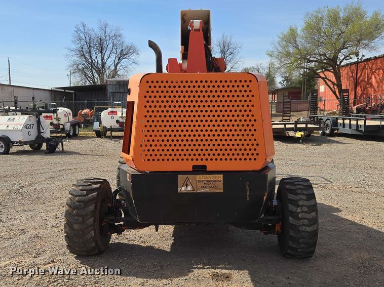 image for item ET1473 2007 Snorkel TB-42CU boom lift