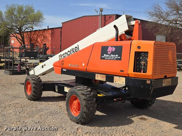 image for item ET1473 2007 Snorkel TB-42CU boom lift