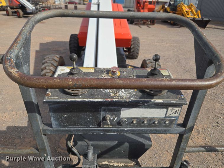 image for item ET1473 2007 Snorkel TB-42CU boom lift