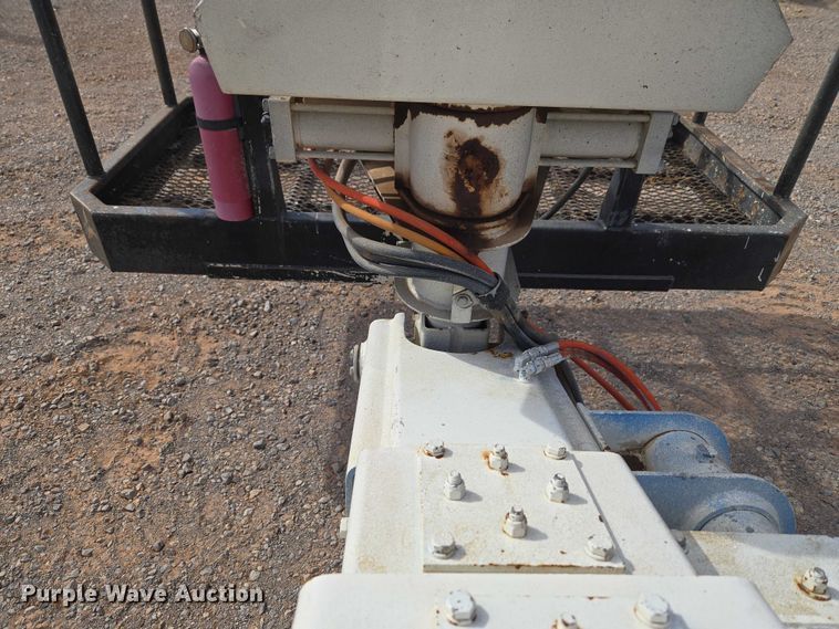 image for item ET1473 2007 Snorkel TB-42CU boom lift