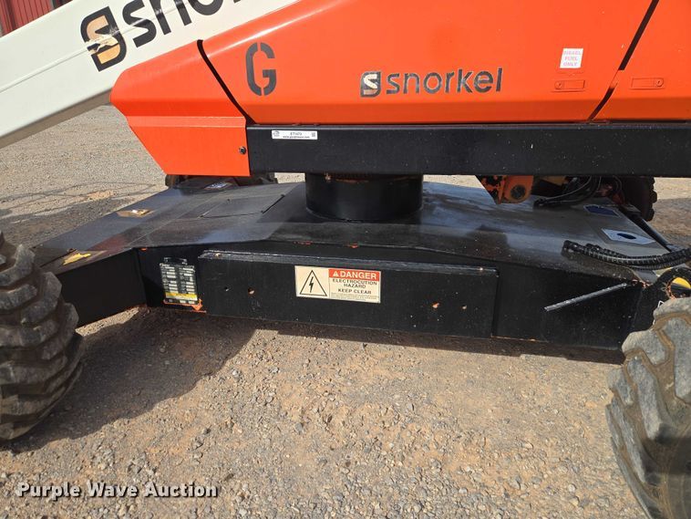 image for item ET1473 2007 Snorkel TB-42CU boom lift