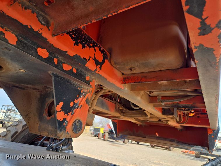 image for item ET1473 2007 Snorkel TB-42CU boom lift