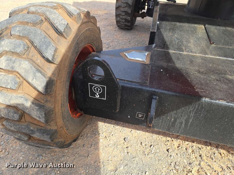 image for item ET1473 2007 Snorkel TB-42CU boom lift