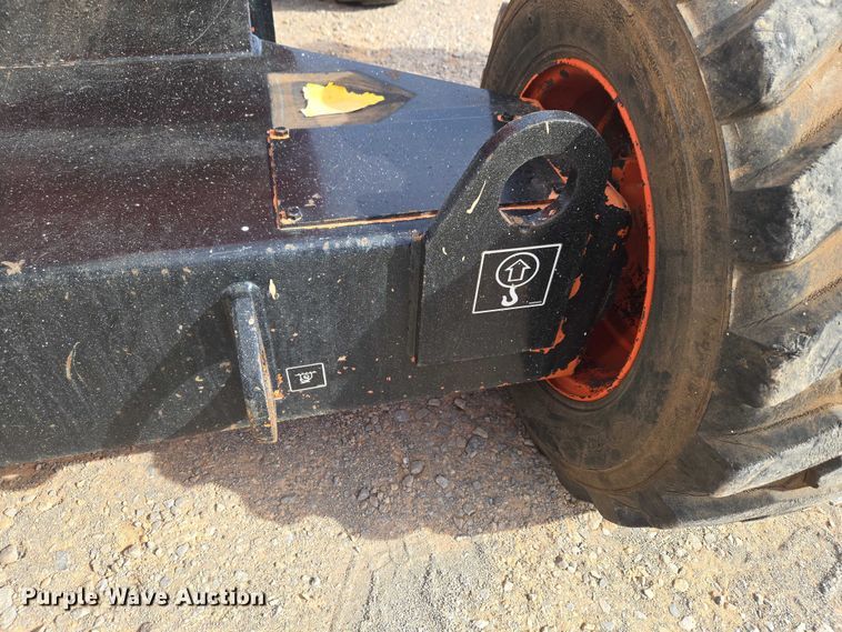 image for item ET1473 2007 Snorkel TB-42CU boom lift