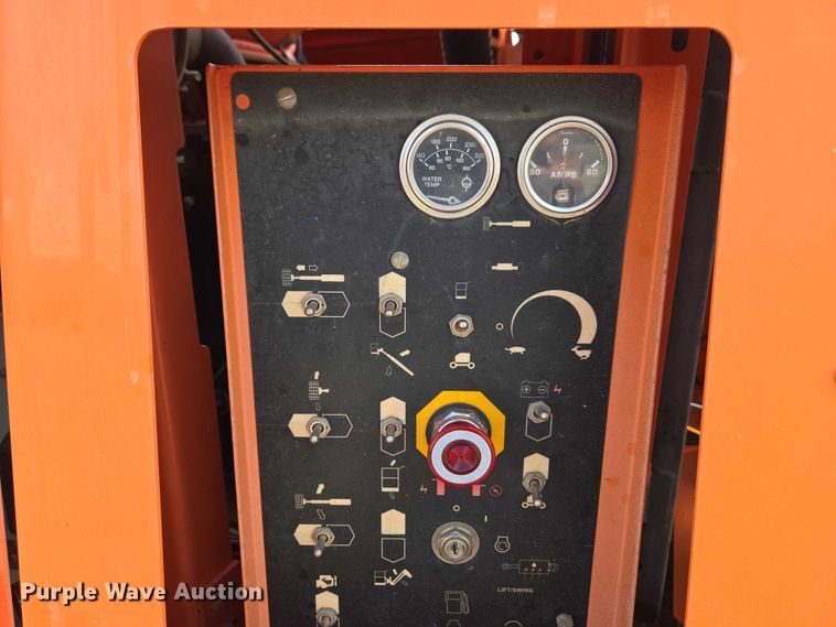 image for item ET1473 2007 Snorkel TB-42CU boom lift