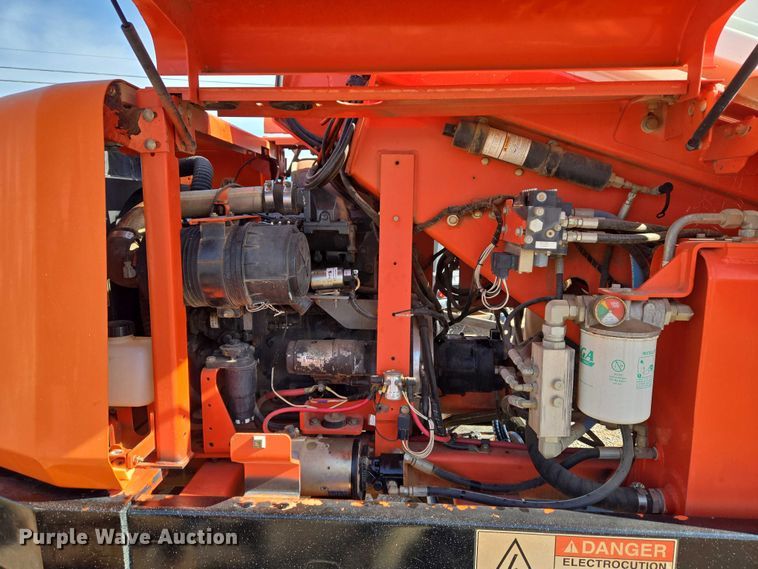 image for item ET1473 2007 Snorkel TB-42CU boom lift