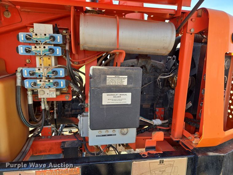 image for item ET1473 2007 Snorkel TB-42CU boom lift