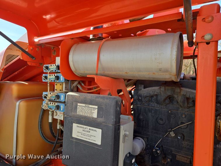 image for item ET1473 2007 Snorkel TB-42CU boom lift