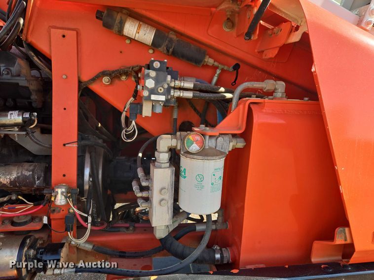 image for item ET1473 2007 Snorkel TB-42CU boom lift