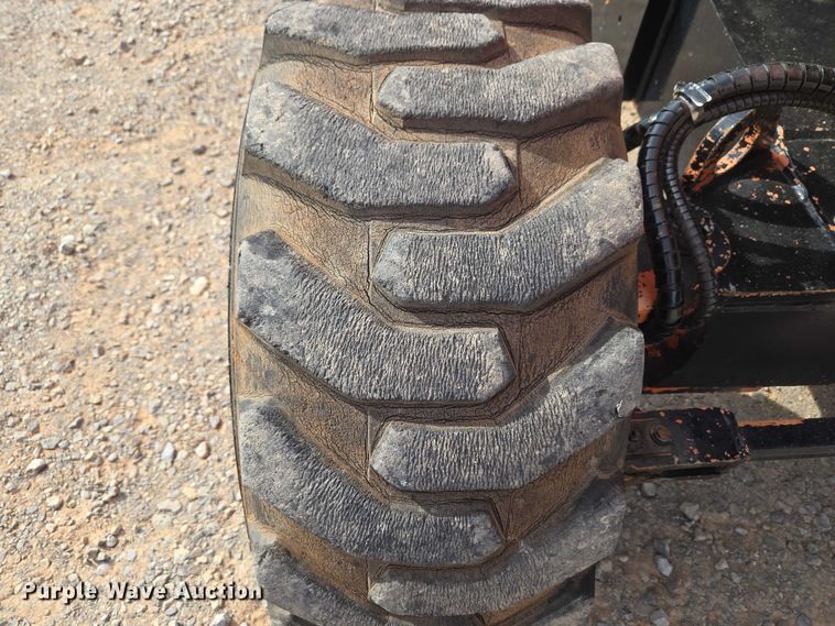 image for item ET1473 2007 Snorkel TB-42CU boom lift