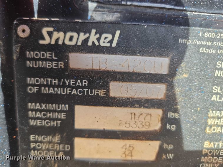 image for item ET1473 2007 Snorkel TB-42CU boom lift