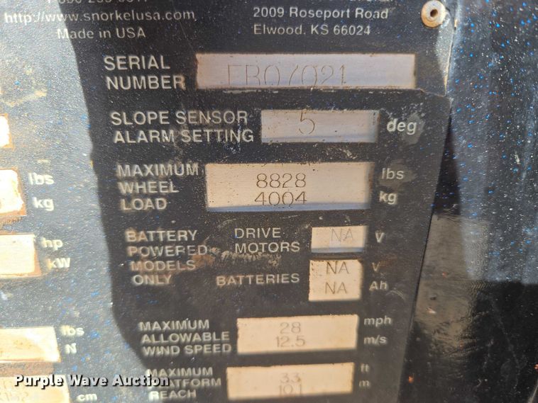 image for item ET1473 2007 Snorkel TB-42CU boom lift