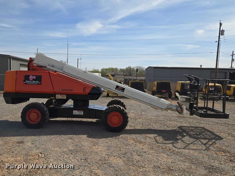 image for item ET1474 2007 Snorkel TB-42CU boom lift