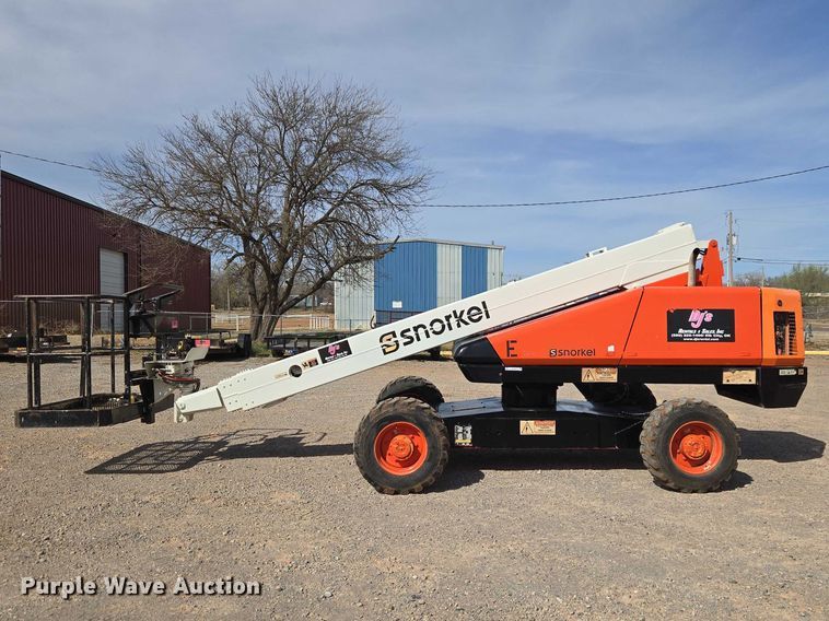 image for item ET1474 2007 Snorkel TB-42CU boom lift