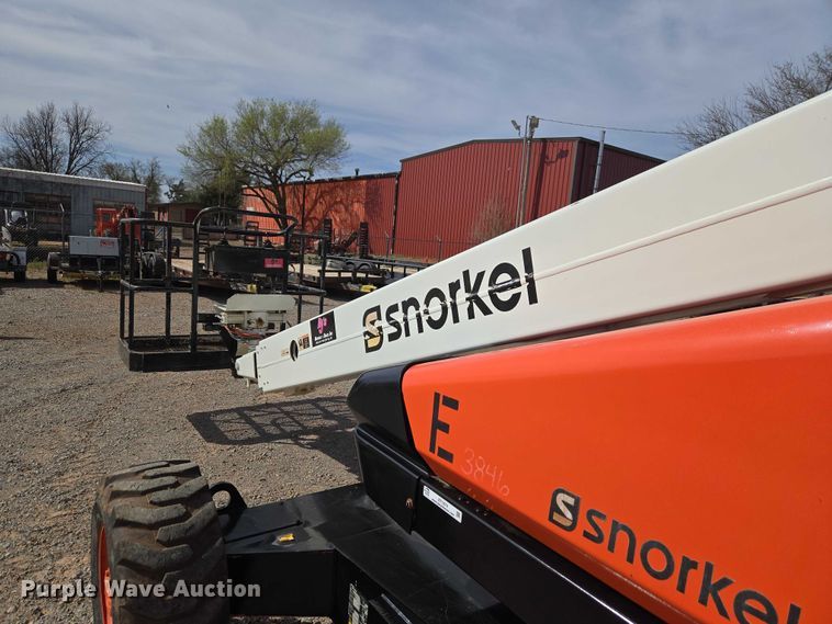 image for item ET1474 2007 Snorkel TB-42CU boom lift