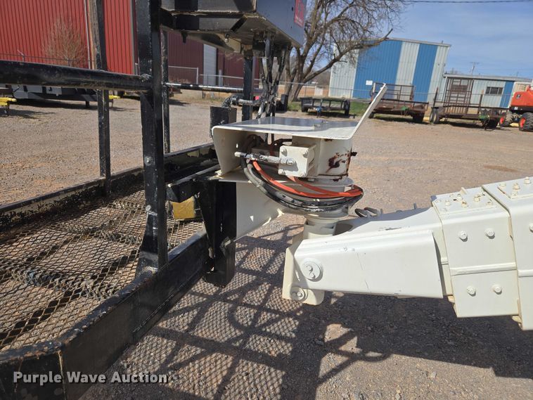image for item ET1474 2007 Snorkel TB-42CU boom lift