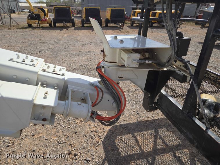 image for item ET1474 2007 Snorkel TB-42CU boom lift