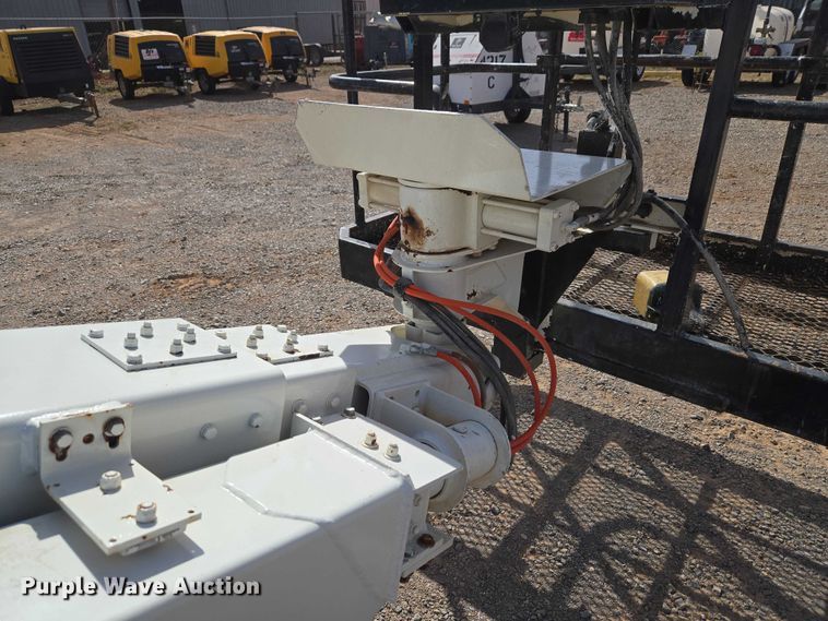 image for item ET1474 2007 Snorkel TB-42CU boom lift