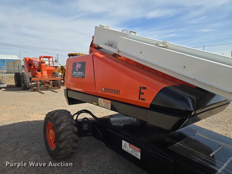 image for item ET1474 2007 Snorkel TB-42CU boom lift